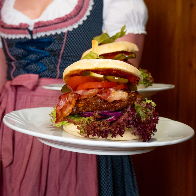 Regionale Küche mit leckeren Baudenburger - Link auf Unterseite